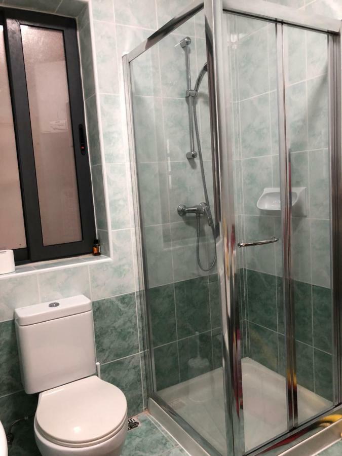 Modern Apartment With Sea View 멜리에하 외부 사진